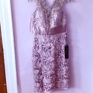 I m selling royal queen dress